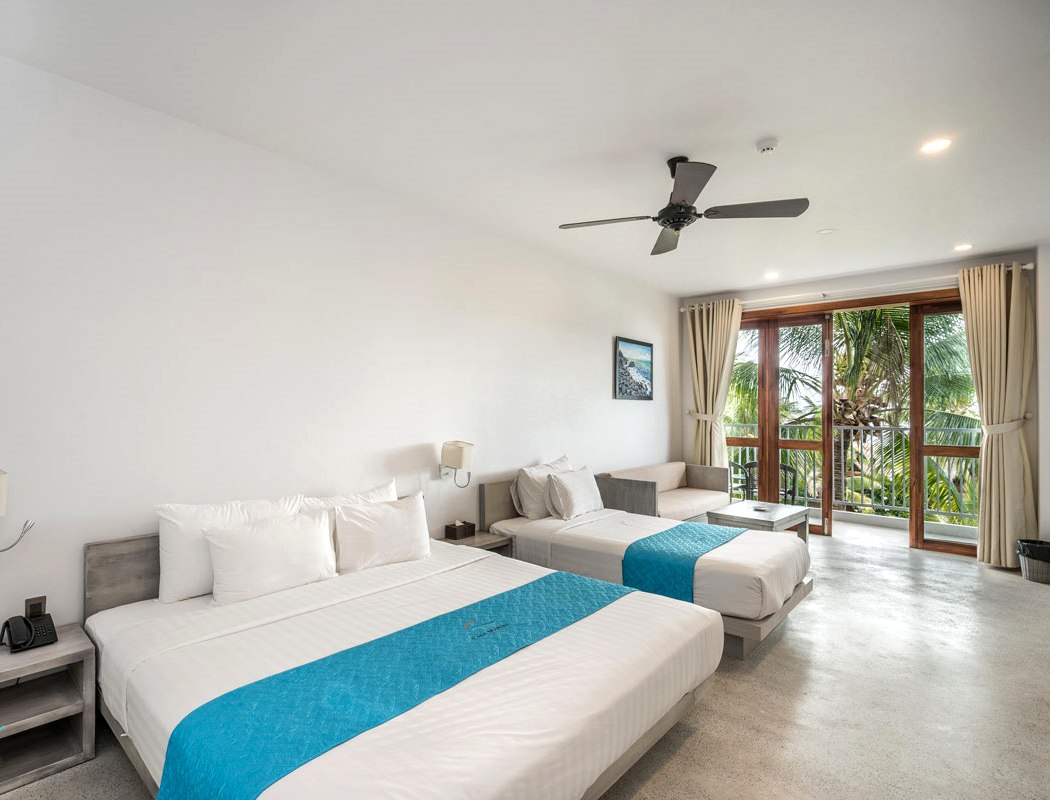 Phòng Deluxe view biển có sân thượng